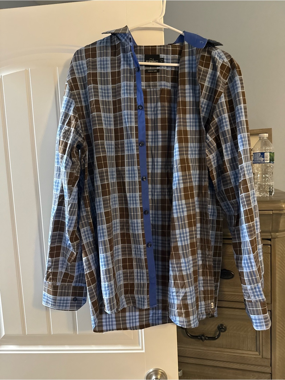 Men's Brown and Blue Plaid Button-Down Shirt - Casual Long Sleeve